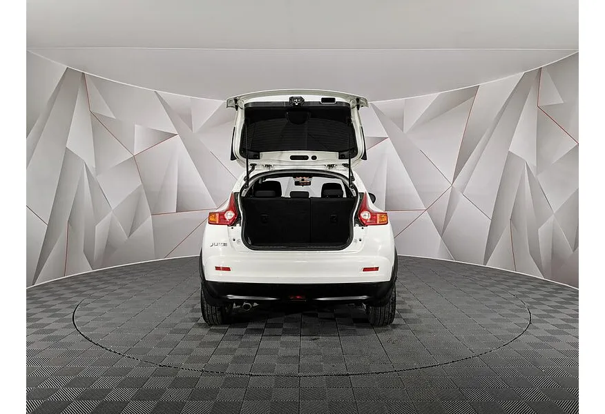 Nissan Juke 1.6 CVT (117 л.с.) Белый в АВИЛОН. Слайд №11