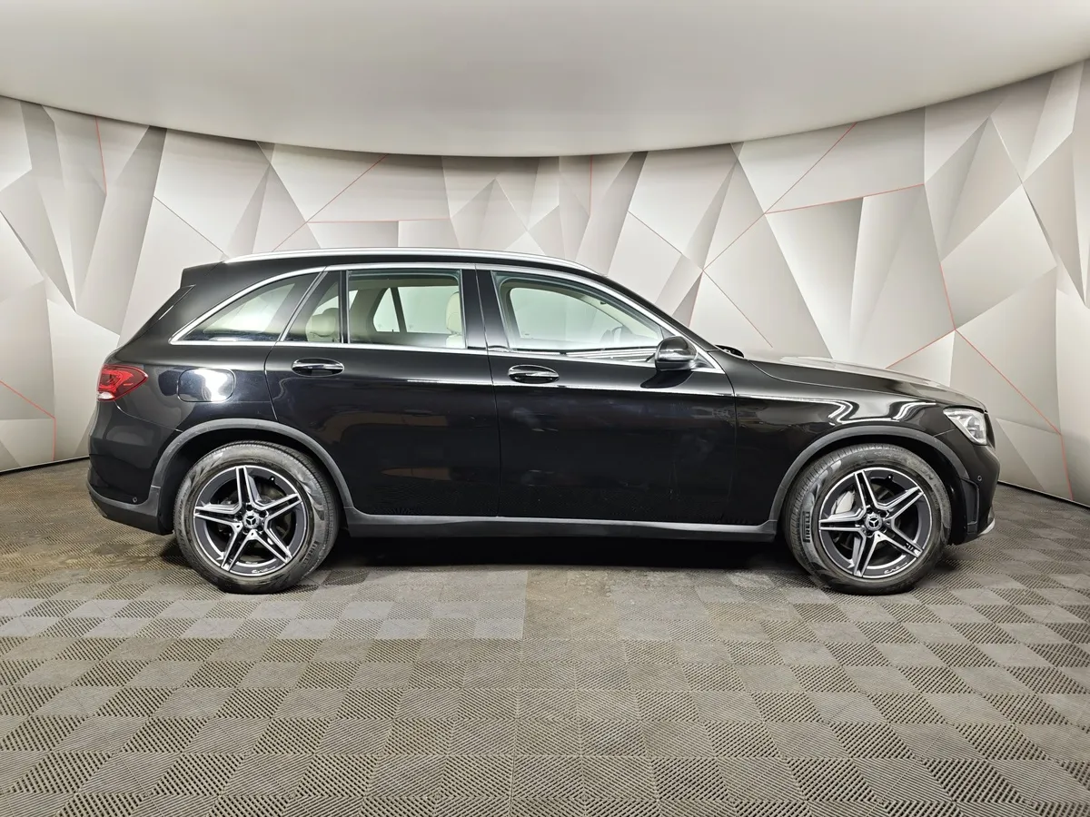 Mercedes-Benz GLC 300 d 9G-TRONIC 4MATIC (245 л.с.) Sport (Локальная сборка) Черный в АВИЛОН. Слайд №6