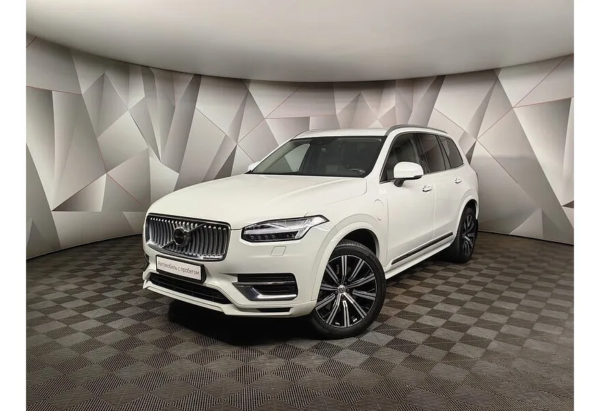 АВИЛОН - Volvo XC90 2.0 T5 Drive-E AT AWD (7 мест) (249 л.с.) Momentum Белый - slide 0