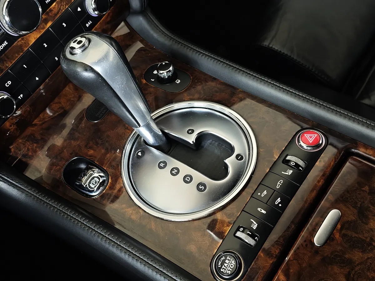 Bentley Continental GT 6.0 AT Twin Turbo (560 л.с.) Оранжевый в АВИЛОН. Слайд №21