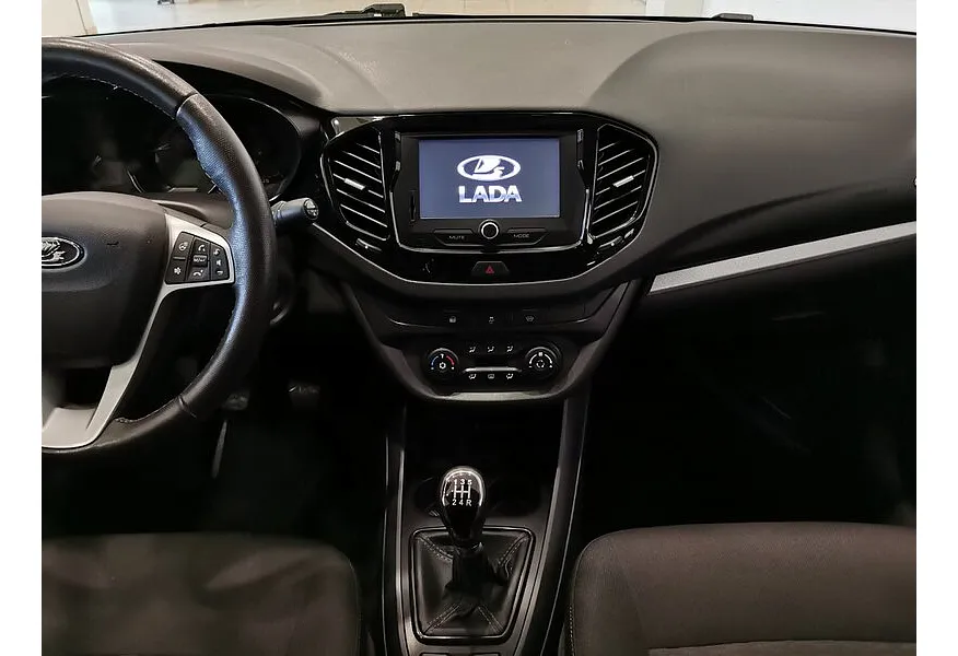 ВАЗ (Lada) Vesta 1.6 MT (106 л.с.) Белый в АВИЛОН. Слайд №14