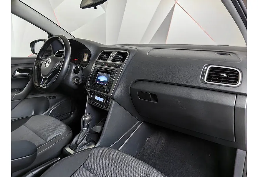 Volkswagen Polo 1.6 Tiptronic (105 л.с.) Trendline Бежевый в АВИЛОН. Слайд №13