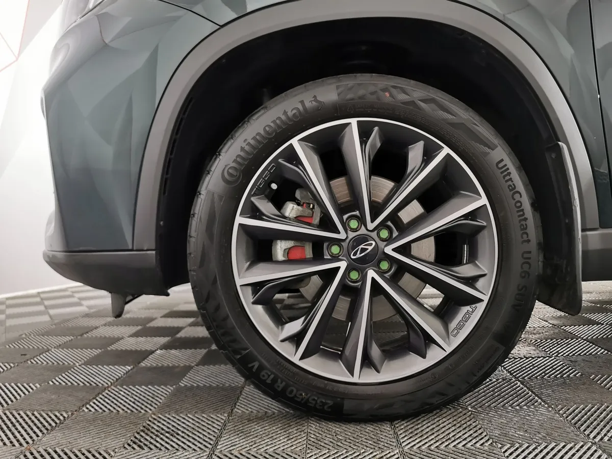 Chery Tiggo 8 Pro Max 2.0T DCT AWD (197 л.с.) Ultimate Зеленый в АВИЛОН. Слайд №9