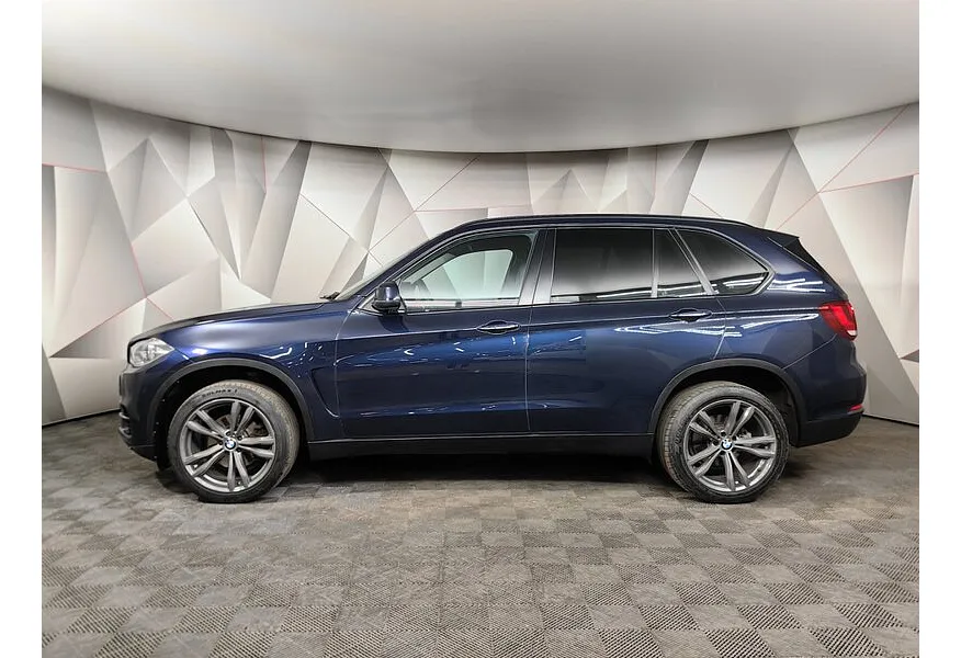 BMW X5 xDrive30d Steptronic (249 л.с.) Base (Локальная сборка) Синий в АВИЛОН. Слайд №5