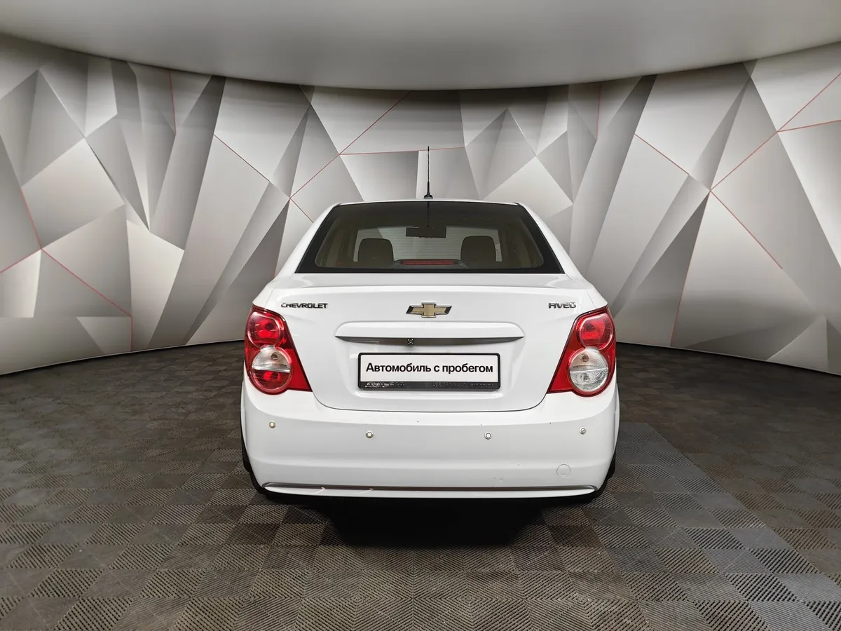 Chevrolet Aveo 1.6 AT (115 л.с.) Белый в АВИЛОН. Слайд №8