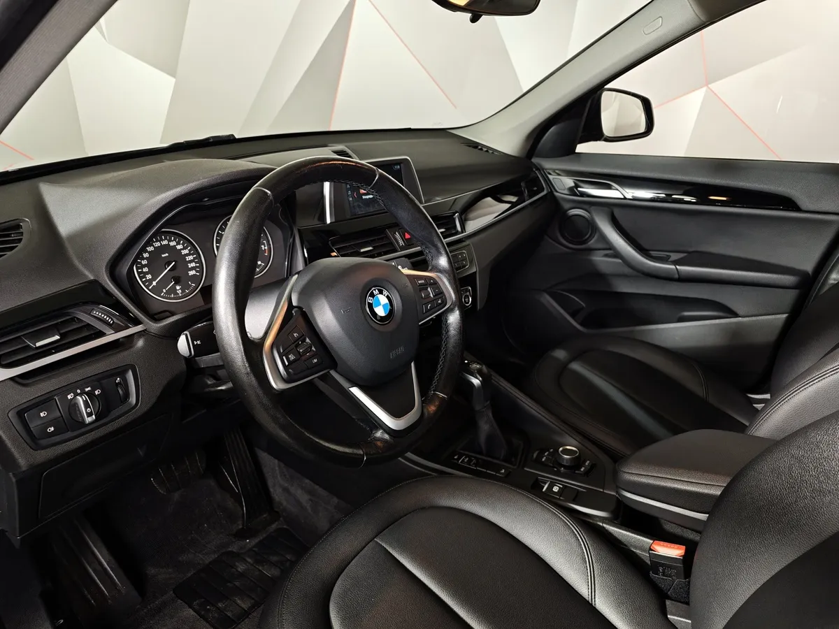 BMW X1 20i xDrive Steptronic AT (192 л.с.) Advantage (Локальная сборка) Коричневый в АВИЛОН. Слайд №12