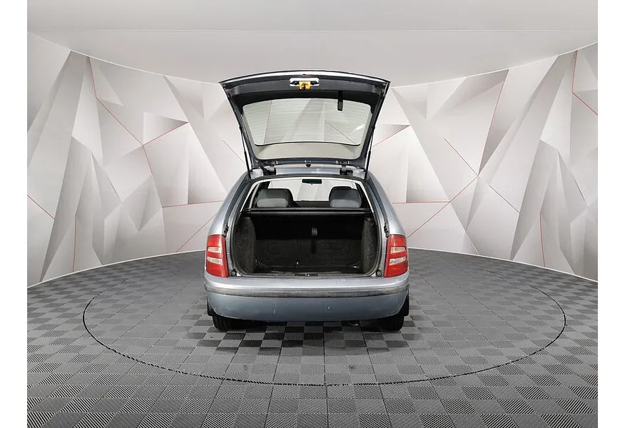 АВИЛОН - Skoda Fabia 1.4 MT (68 л.с.) Комбинированный - slide 17