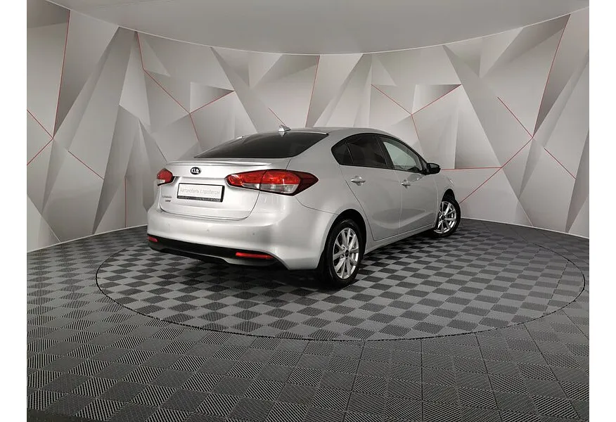 АВИЛОН - Kia Cerato 2.0 AT (150 л.с.) Серебристый - slide 7
