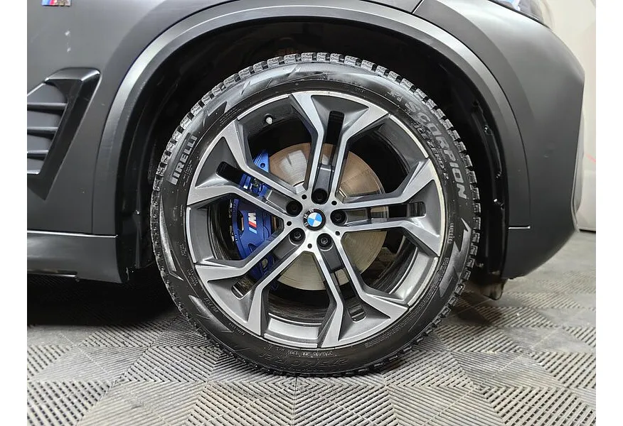 BMW X5 XDrive40i Steptronic (381 л.с.) Черный в АВИЛОН. Слайд №7 BMW X5 XDrive40i Steptronic (381 л.с.) Черный в АВИЛОН. Слайд №7