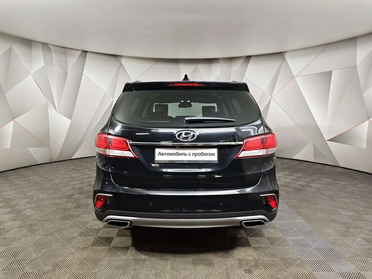 Hyundai Santa Fe 2.2 CRDi AWD 8AT (200 л.с.) High-Tech Черный в АВИЛОН. Слайд №8