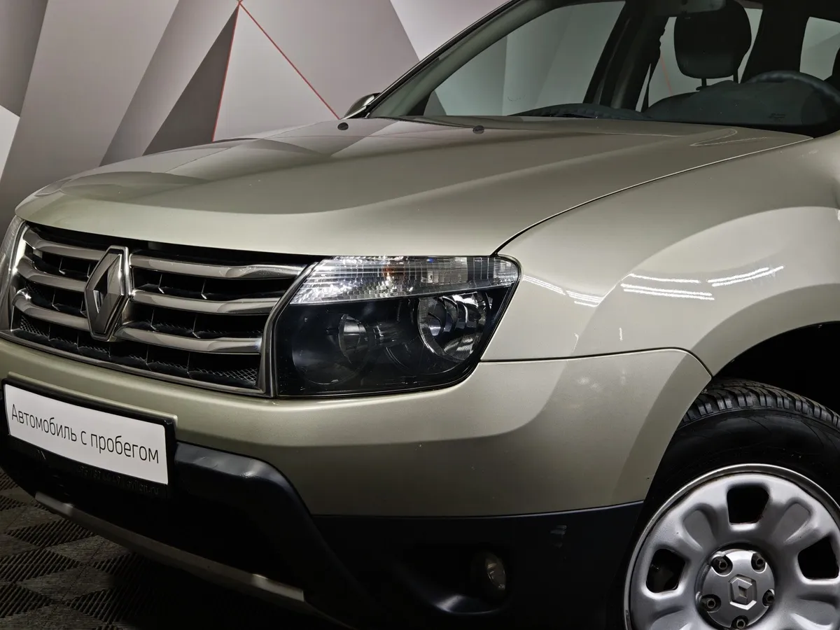 Renault Duster 2.0 MT 4x4 (143 л.с.) Коричневый в АВИЛОН. Слайд №9
