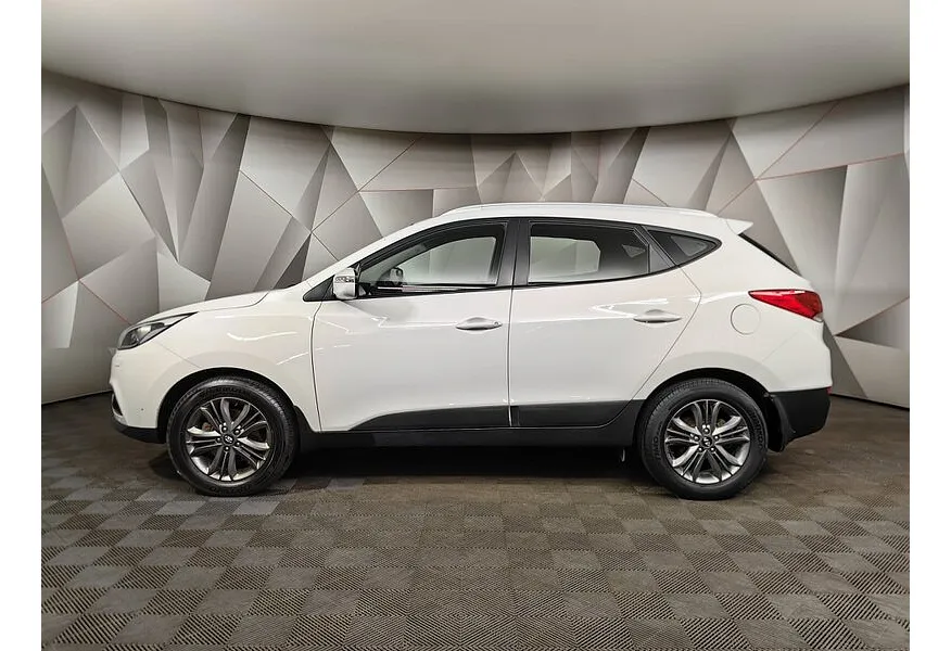 АВИЛОН - Hyundai ix35 2.0 AT 4WD (150 л.с.) Comfort Белый - slide 2