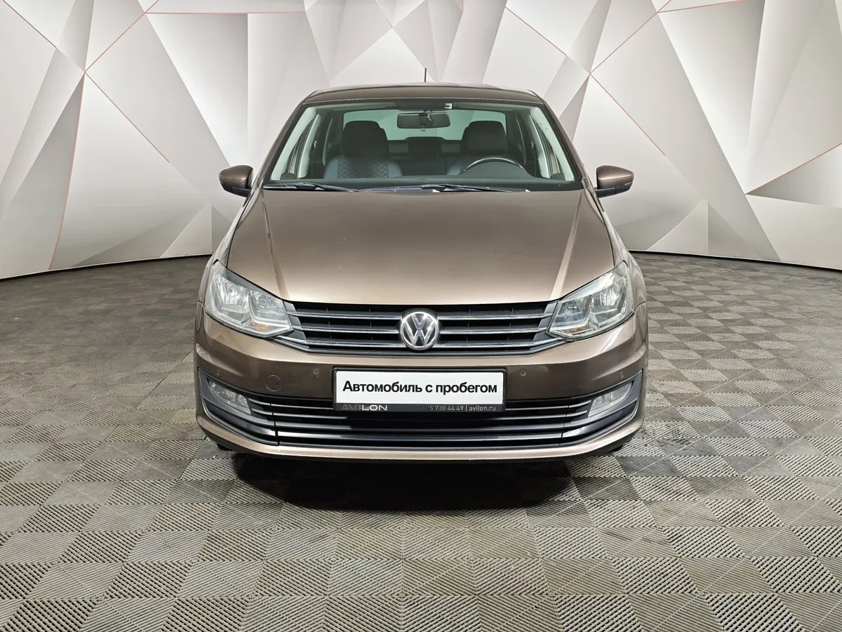 Volkswagen Polo 1.6 MPI AT (110 л.с.) Comfortline Коричневый в АВИЛОН. Слайд №7
