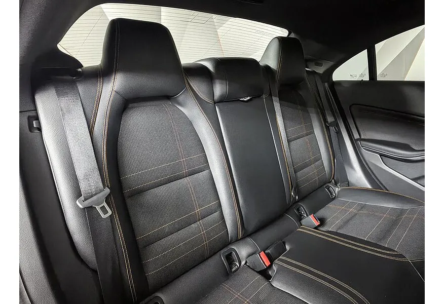 АВИЛОН - Mercedes-Benz CLA 200 7G-DCT (156 л.с.) Красный - slide 11