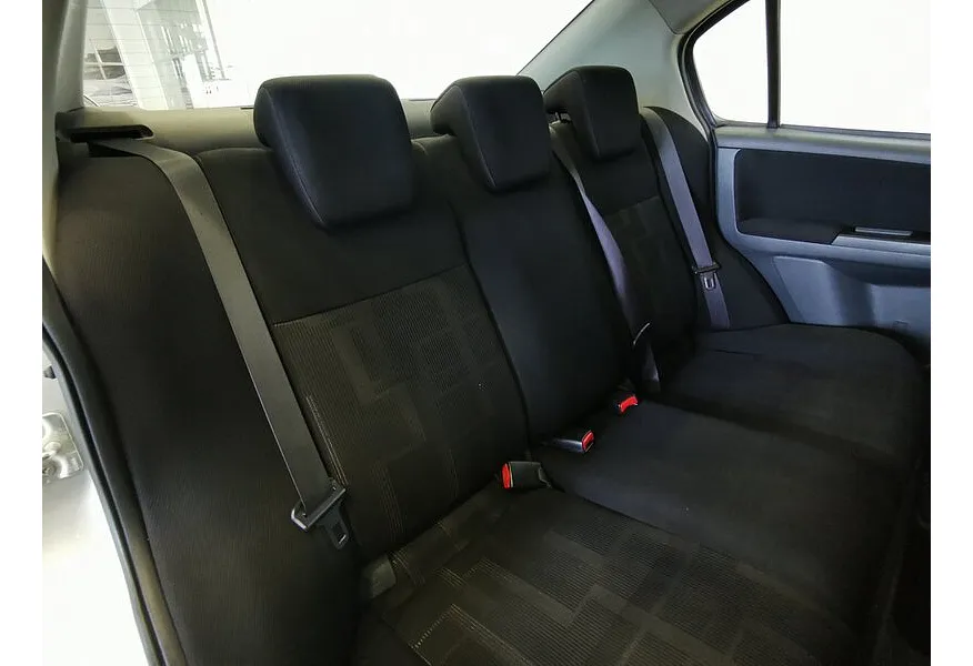 Suzuki SX4 1.6 MT (107 л.с.) Серебристый в АВИЛОН. Слайд №16