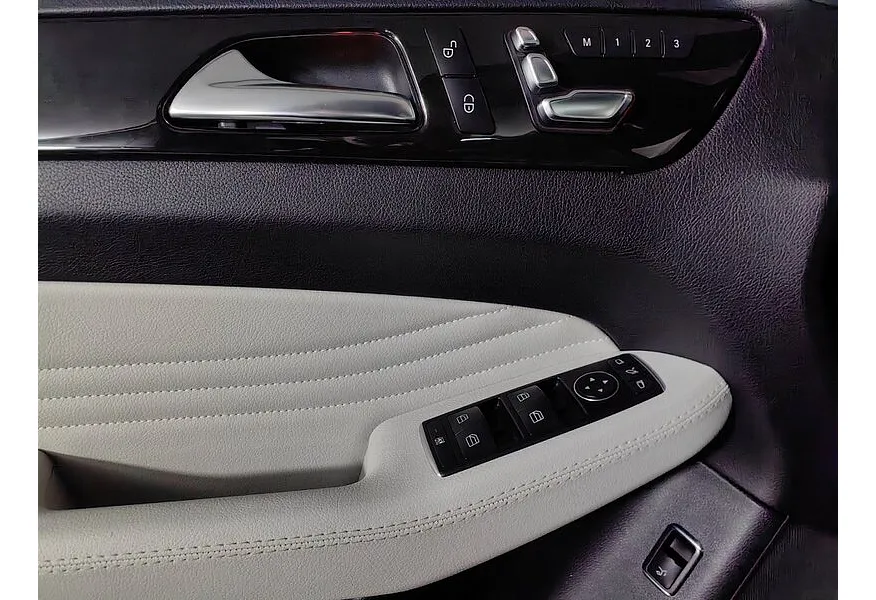 Mercedes-Benz GLE Купе 350 d 4MATIC 9G-TRONIC (249 л.с.) Особая серия Синий в АВИЛОН. Слайд №21