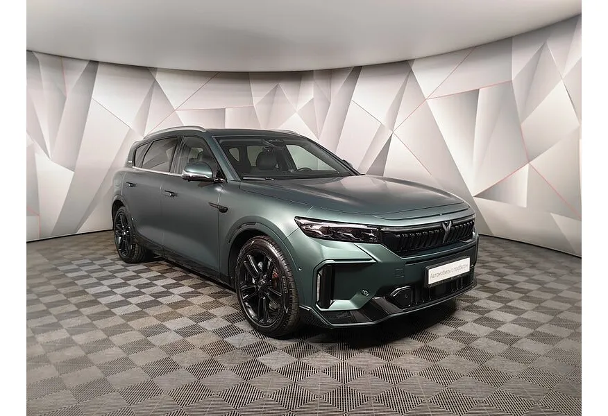 LIVE. Слайд №2