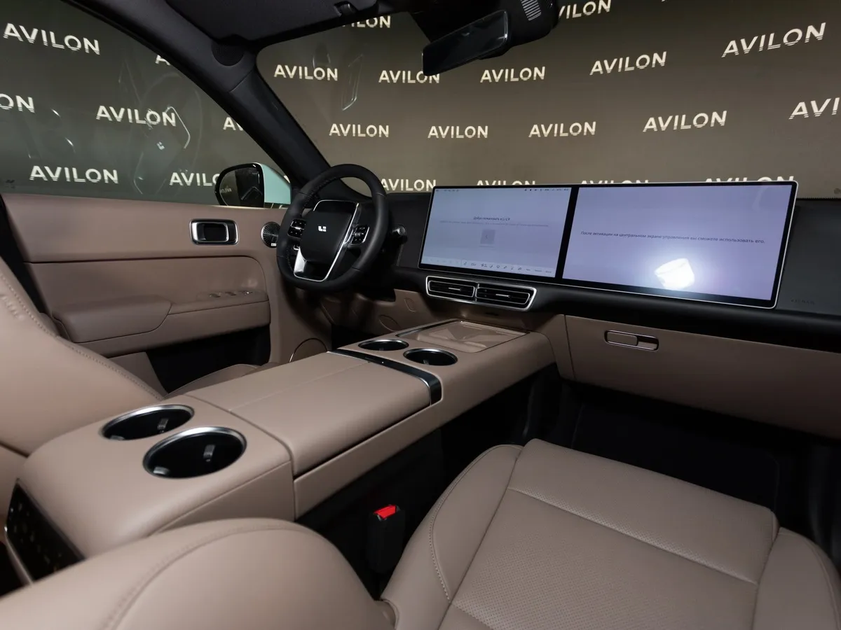 Li Auto L9 1.5 AT 4WD (449 л.с.) Ultra Белый в АВИЛОН. Слайд №16
