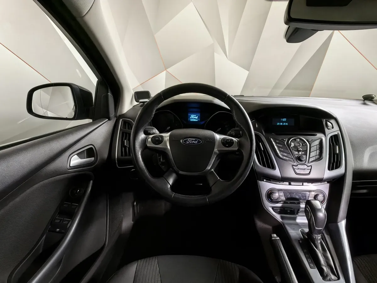 Ford Focus 2.0 PowerShift (150 л.с.) Titanium Черный в АВИЛОН. Слайд №19