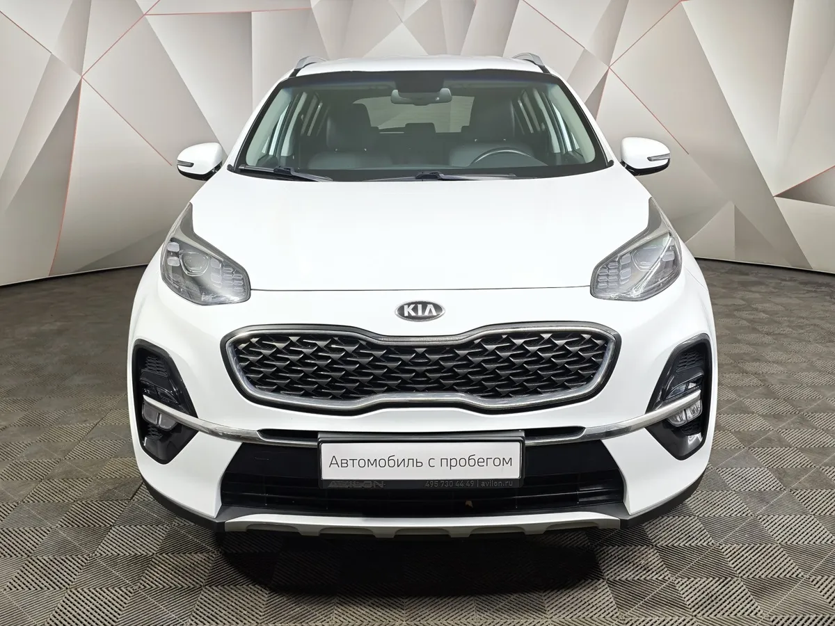 Kia Sportage 2.4 AT 4WD (184 л.с.) Luxe UEFA Белый в АВИЛОН. Слайд №7