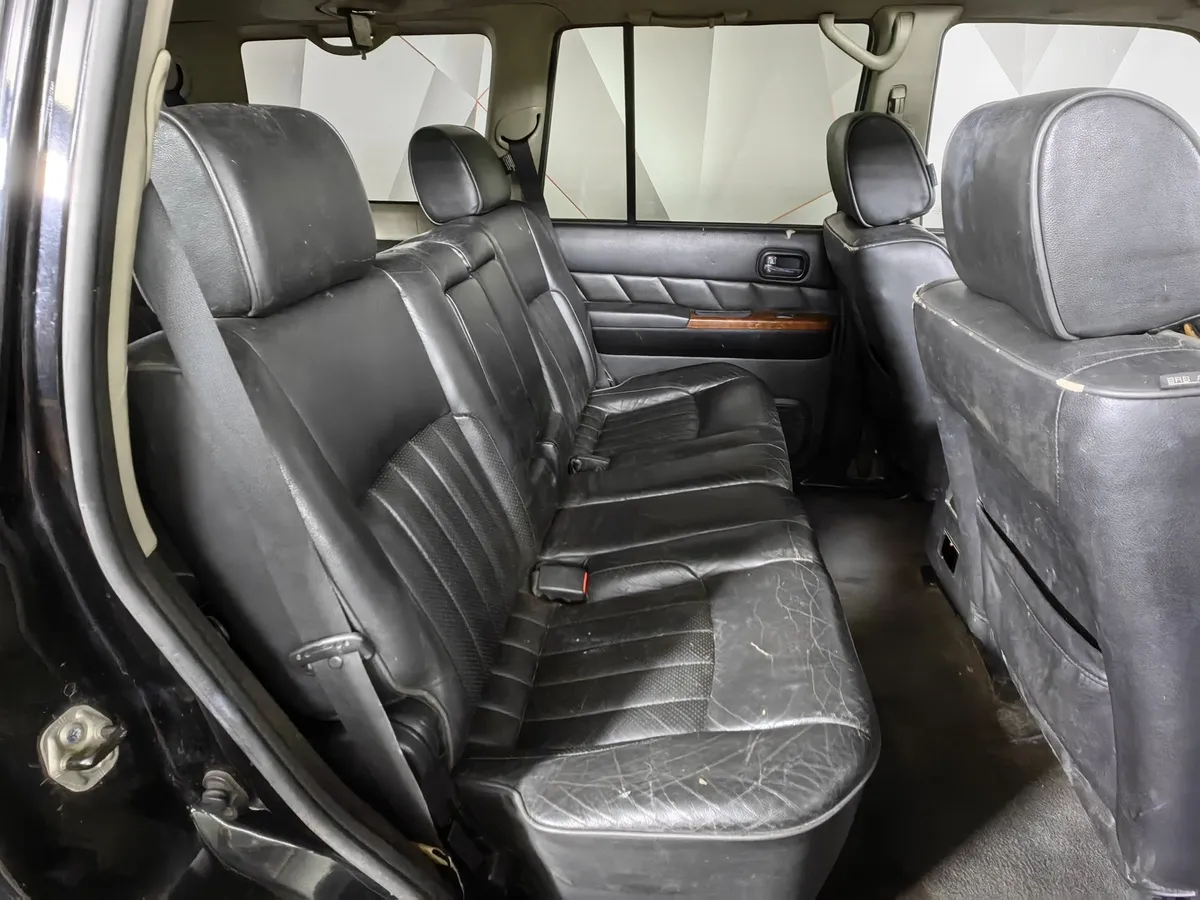 Nissan Patrol 3.0 Di AT (160 л.с.) Черный в АВИЛОН. Слайд №14
