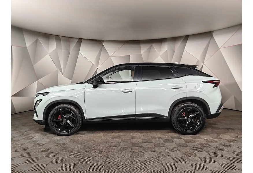 Omoda C5 1.5T CVT (147 л.с.) Lifestyle Зеленый в АВИЛОН. Слайд №5