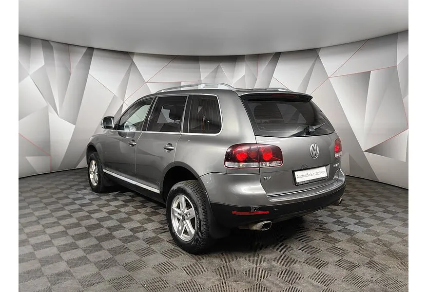 Volkswagen Touareg 2.5 TDI Tiptronic (174 л.с.) R Line Серый в АВИЛОН. Слайд №4