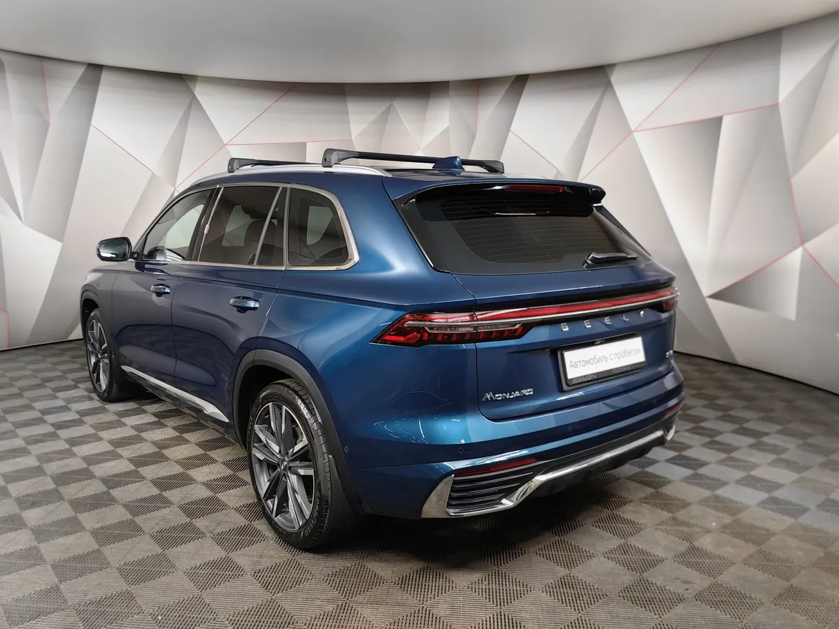 Geely Monjaro 2.0T 8AT 4WD (238 л.с.) Exclusive Синий в АВИЛОН. Слайд №4