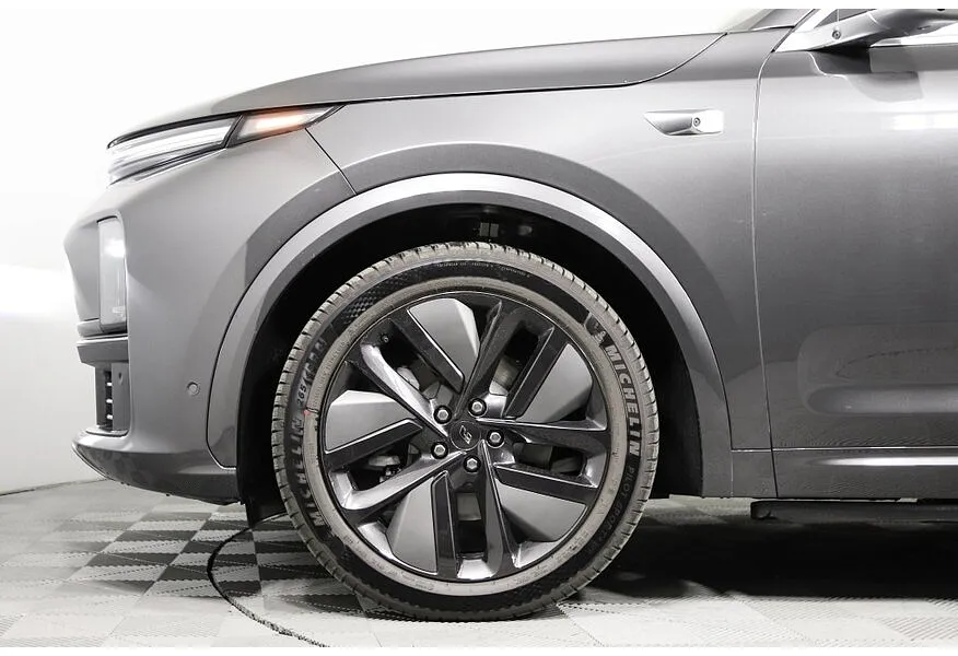 Li Auto L7 1.5 AT 4WD (449 л.с.) Ultra Серый в АВИЛОН. Слайд №14