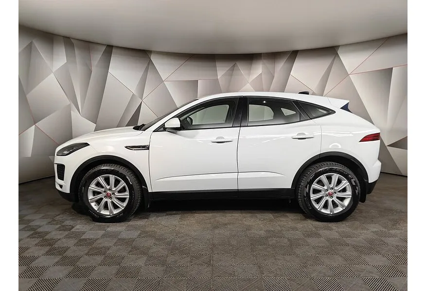 Jaguar E-Pace 2.0 D AT AWD (150 л.с.) S Белый в АВИЛОН. Слайд №5