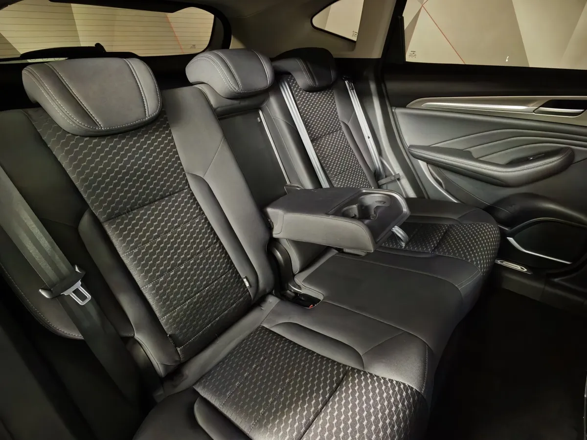 Haval F7 1.5T FWD 7DCT (150 л.с.) Comfort Серый в АВИЛОН. Слайд №16