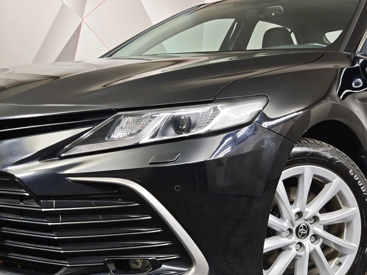 Toyota Camry 2.5 AT (200 л.с.) Черный в АВИЛОН. Слайд №10