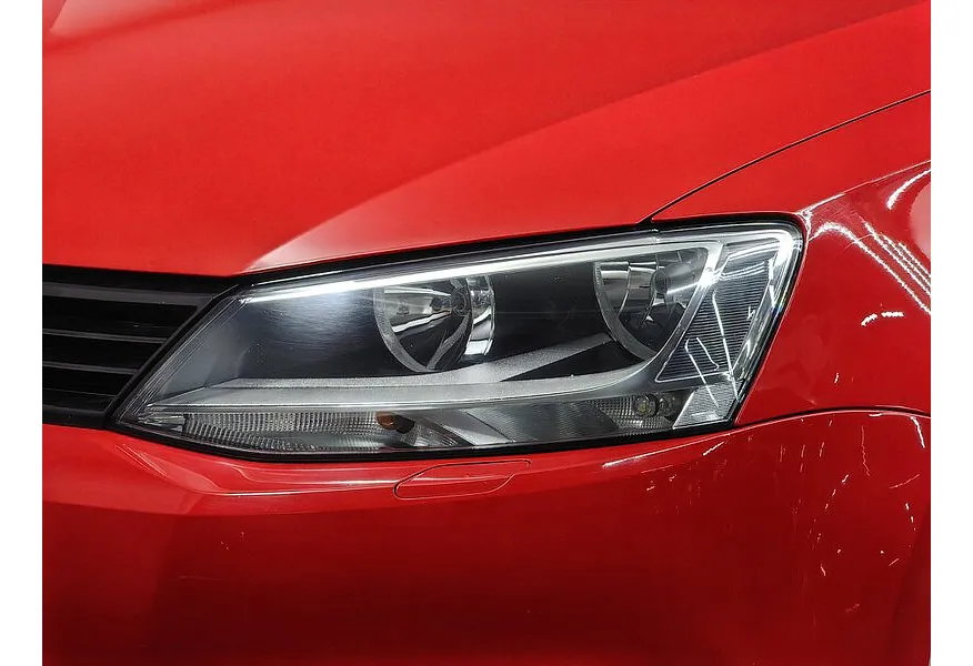 Volkswagen Jetta 1.6 AT (105 л.с.) Comfortline Красный в АВИЛОН. Слайд №10