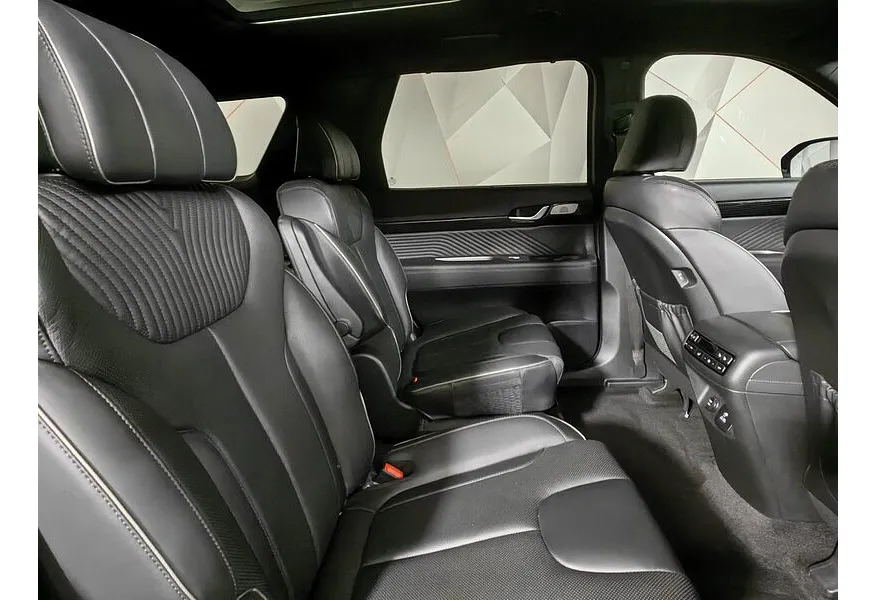 Hyundai Palisade 3.5 MPI 8АТ 4WD (249 л.с.) Calligraphy Серый в АВИЛОН. Слайд №16