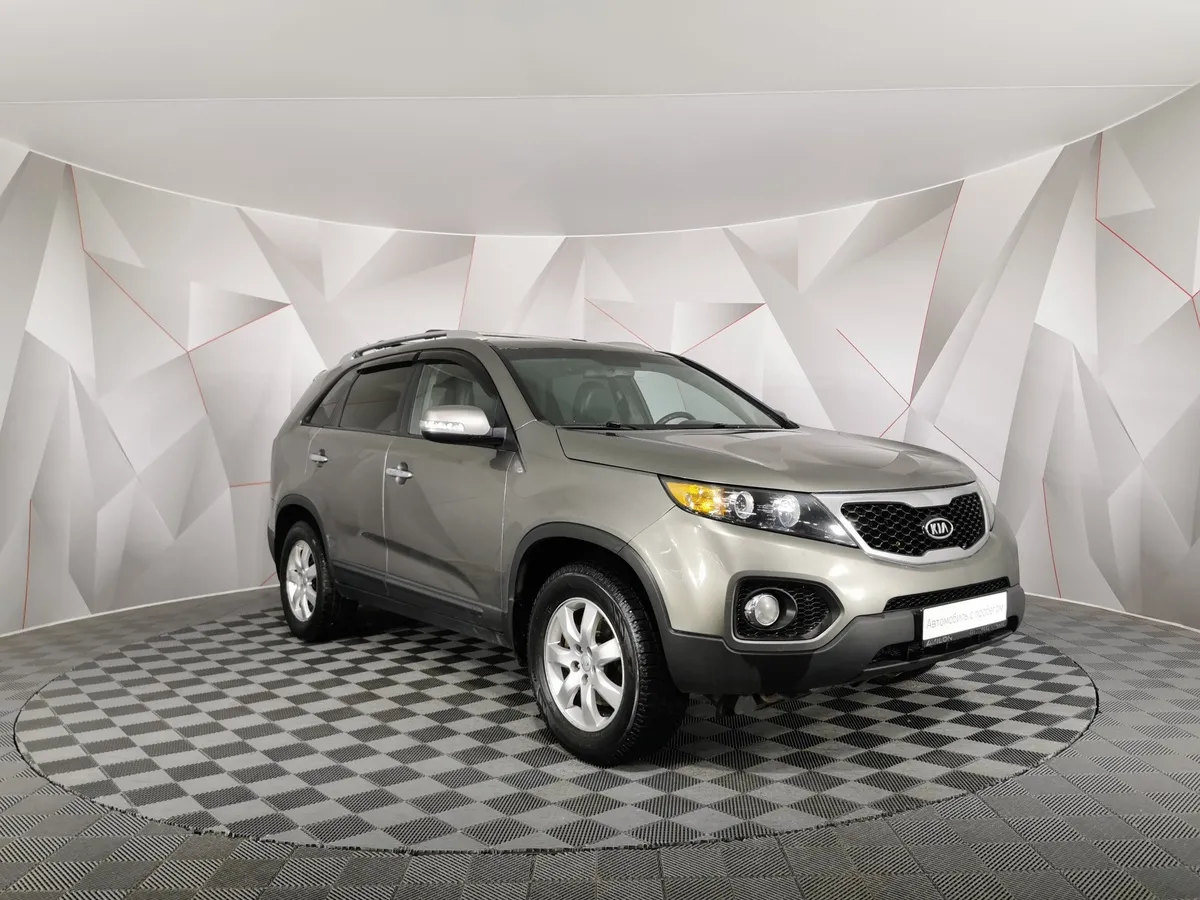 Kia Sorento 2.4 AT 4WD (175 л.с.) Comfort Серебристый в АВИЛОН. Слайд №3