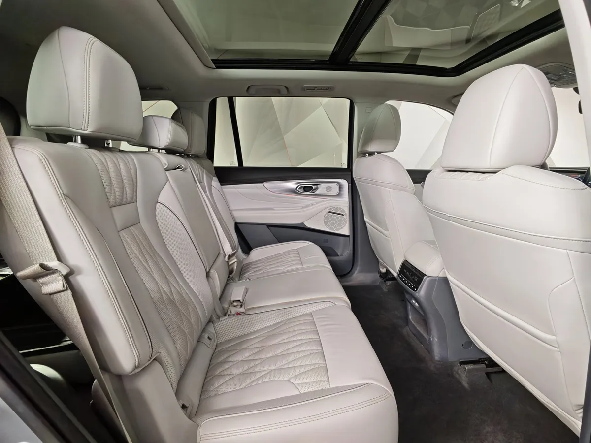 GAC GS8 2.0T 4WD (231 л.с.) GX Серый в АВИЛОН. Слайд №16