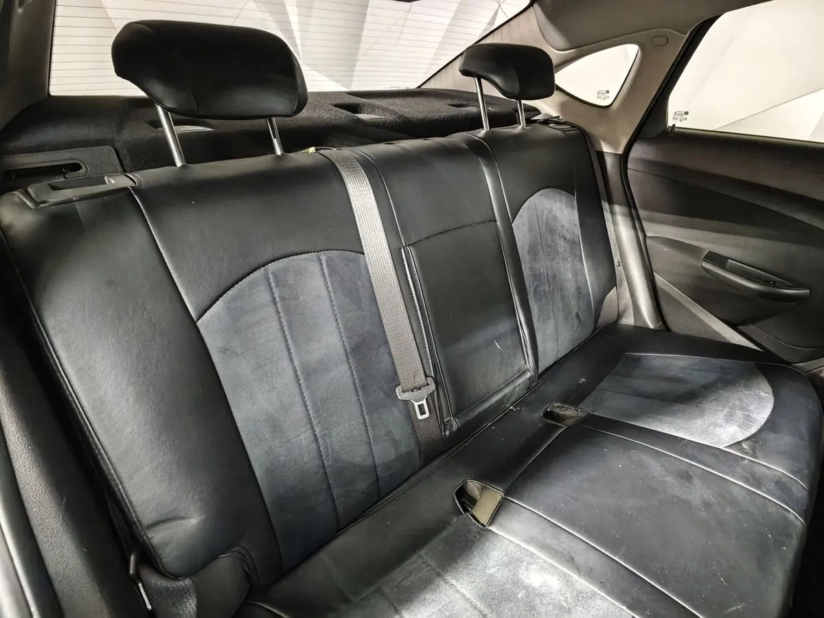 Opel Astra 1.4 Turbo AT (140 л.с.) Серый в АВИЛОН. Слайд №15