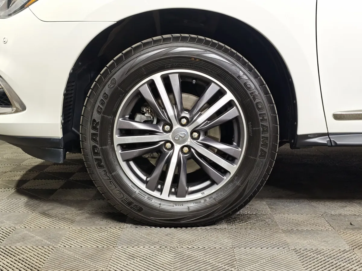 Infiniti QX60 3.5 CVT 4WD (283 л.с.) Premium Белый в АВИЛОН. Слайд №9