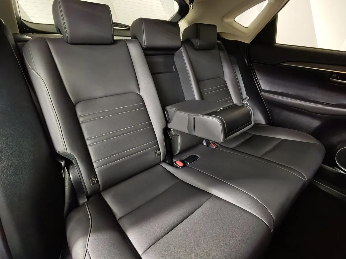 Lexus NX 200 CVT AWD (150 л.с.) Comfort Белый в АВИЛОН. Слайд №17