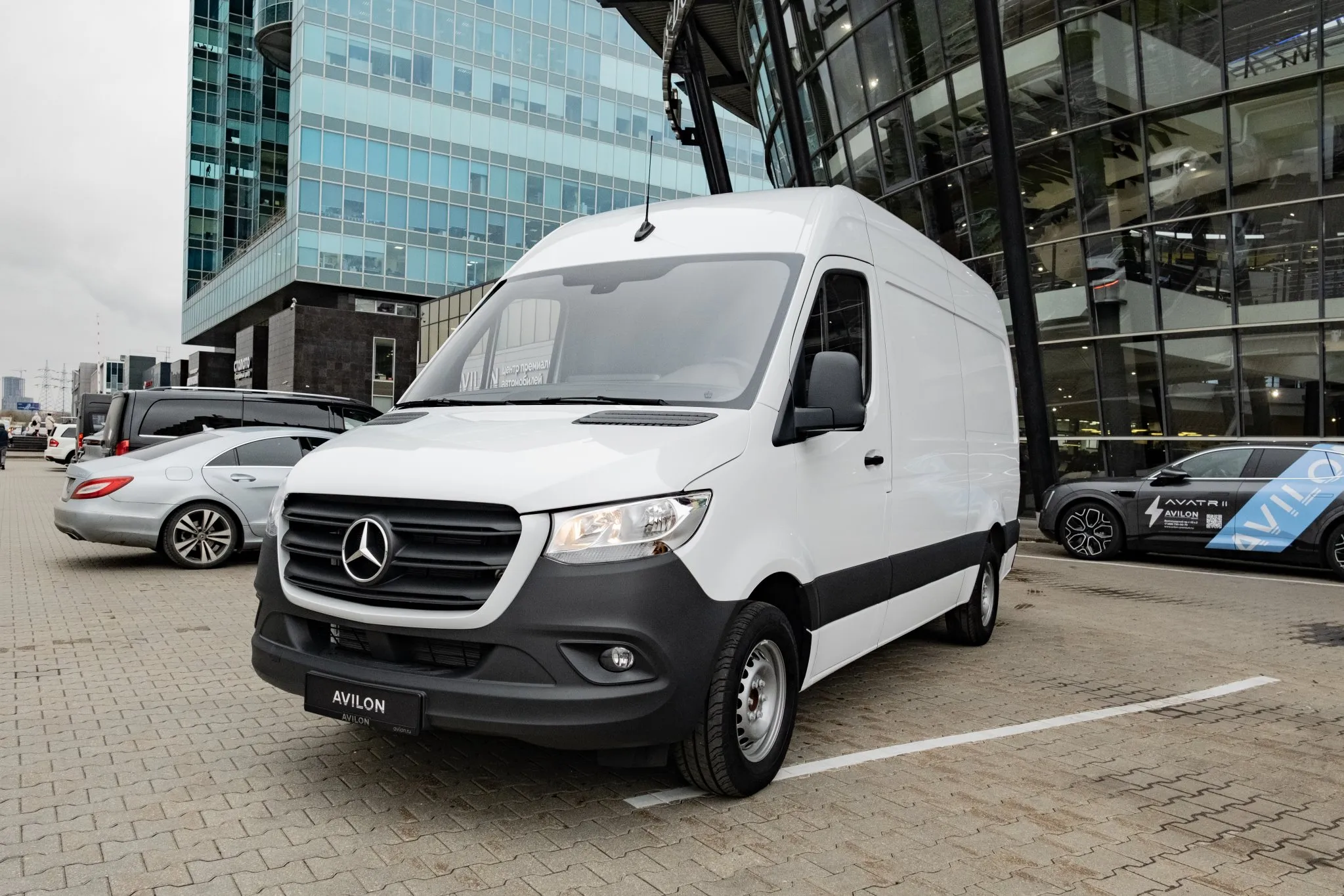 Mercedes-Benz Sprinter 3,5t 3665 315CDI 2.0 RWD MT 150 л.с. Basic Белый в  Москве № 7257702206. Купить коммерческий Mercedes-Benz Sprinter Механика  Дизельный. Цена 6880900