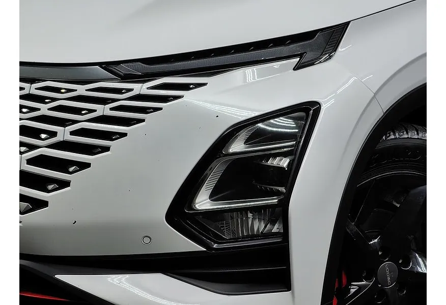 Omoda C5 1.5T CVT (147 л.с.) Ultimate Белый в АВИЛОН. Слайд №10