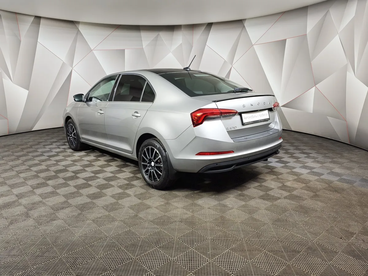 Skoda Rapid 1.4 DSG (125 л.с.) Ambition в АВИЛОН. Слайд №4