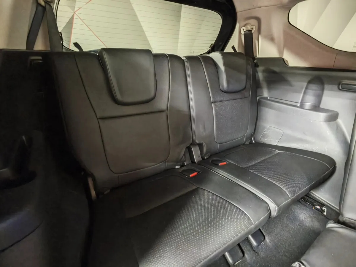 Mitsubishi Xpander 1.5 AT 2WD 7-Seat (105 л.с.) Medium Line Черный в АВИЛОН. Слайд №22