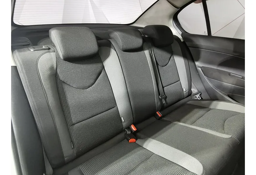 АВИЛОН - Peugeot 408 1.6 HDI MT (112 л.с.) Серебристый - slide 14