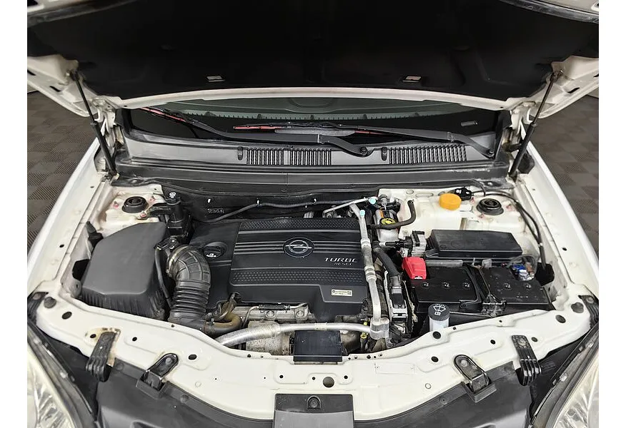 Opel Antara 2.2 CDTi MT AWD (164 л.с.) Белый в АВИЛОН. Слайд №11