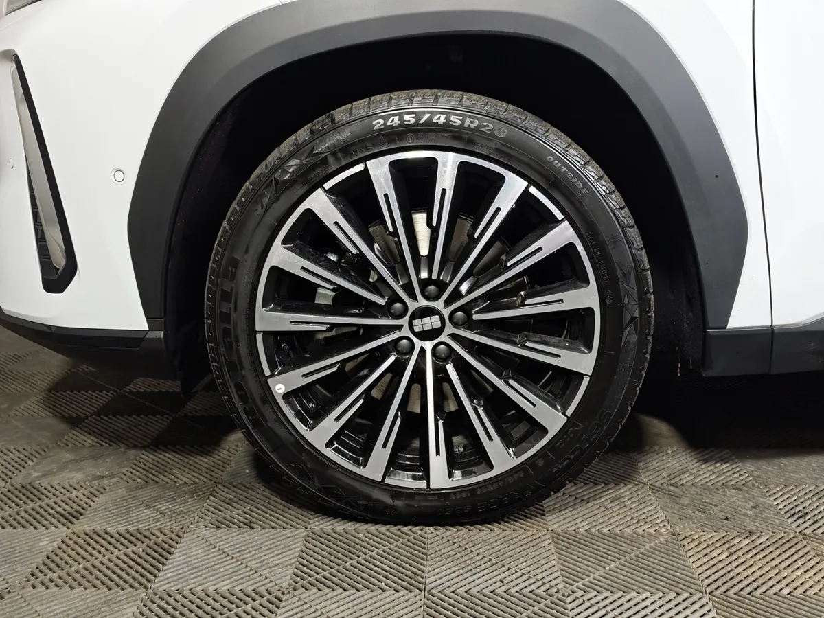 Geely Galaxy M7 1.5h AT FWD (238 л.с.) Startship Белый в АВИЛОН. Слайд №9