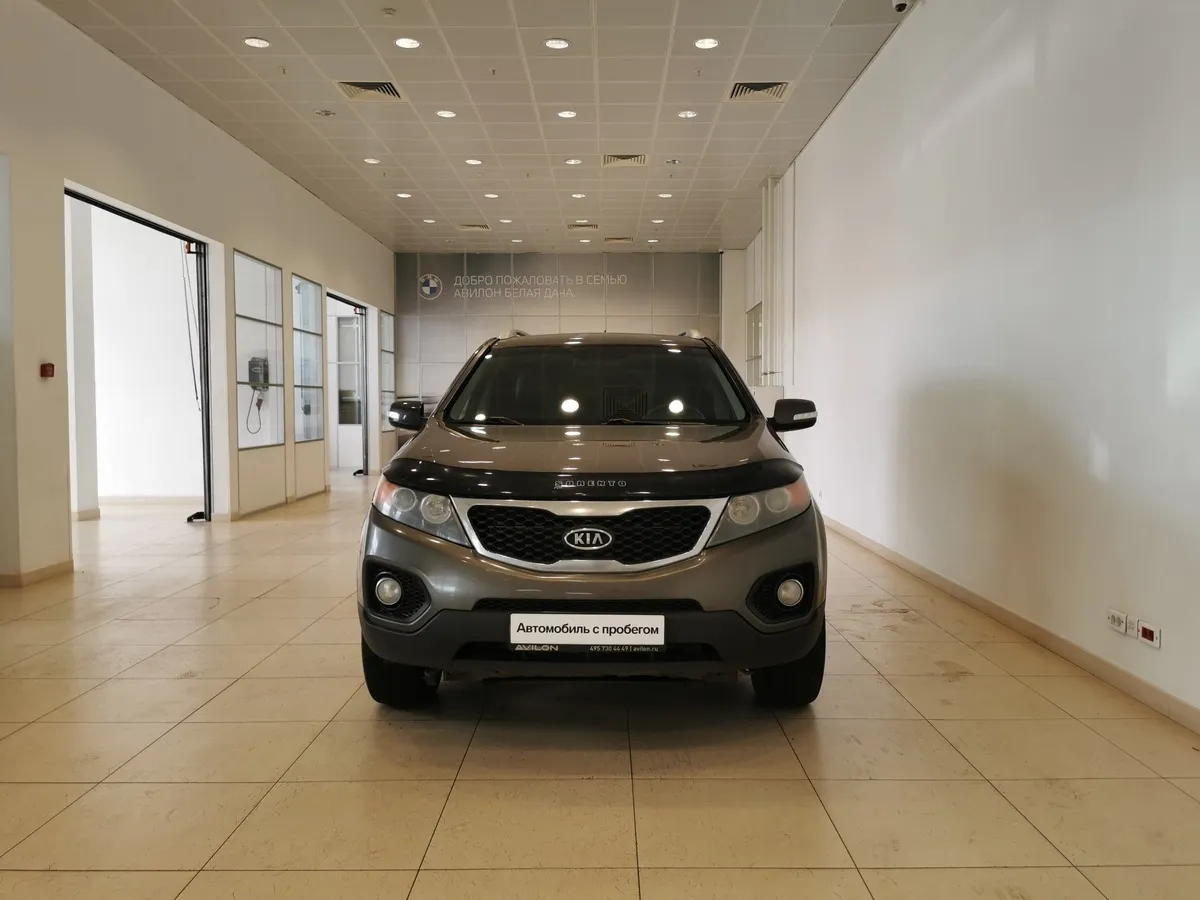 Kia Sorento 2.4 AT 4WD (175 л.с.) Comfort Бежевый в АВИЛОН. Слайд №7