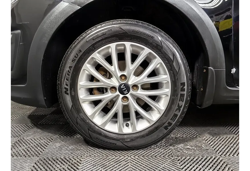 Kia Rio X-Line 1.6 AT (123 л.с.) Prestige Черный в АВИЛОН. Слайд №9