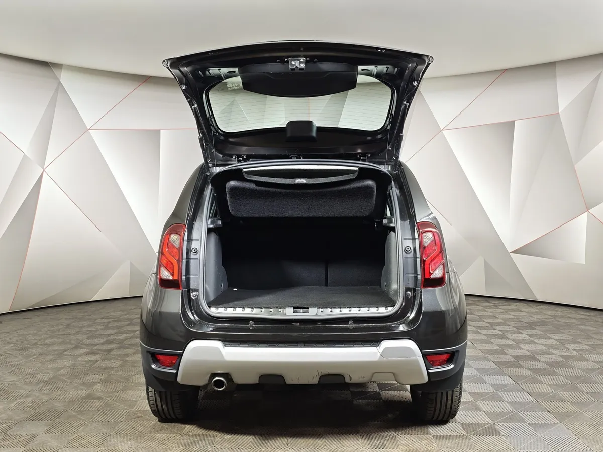 Renault Duster 2.0 AT (135 л.с.) Черный в АВИЛОН. Слайд №12