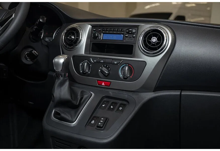 Sollers SF1 1.5 MT (136 л.с.) Серебристый в АВИЛОН. Слайд №14